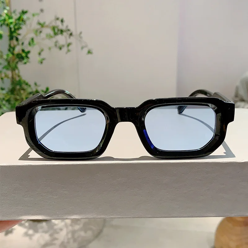 Lunettes de soleil vintage à m - Luxury Zone avis et prix